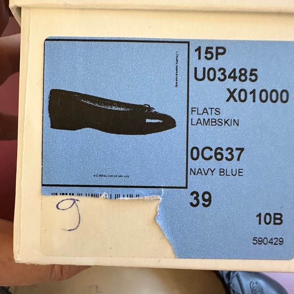 Chanel Uniform Navy Blue Ballerines (Ballet Flats) in Size 39. Great condition! - Picture 9 of 9